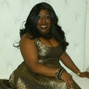 Meet your Posher, Loretta